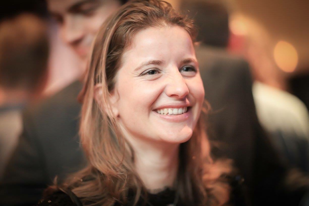 Dr Karien de Groof